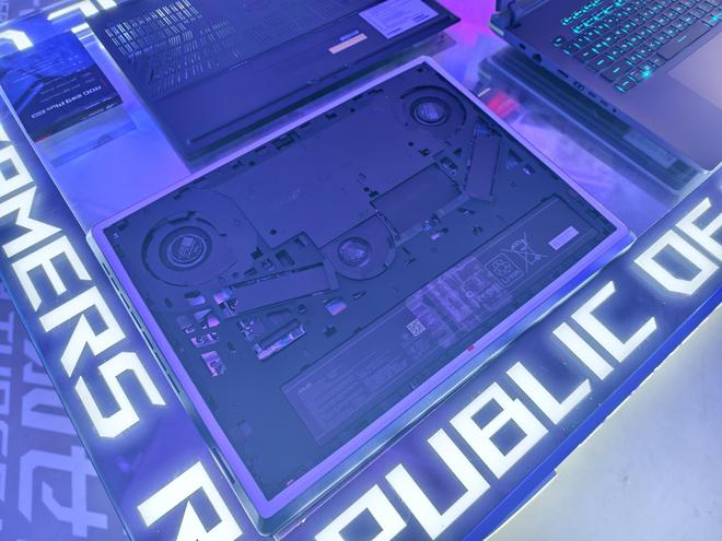 预约页面上线月到手新品这样选不出错！CQ9电子游戏ROG 2025笔记本(图2)